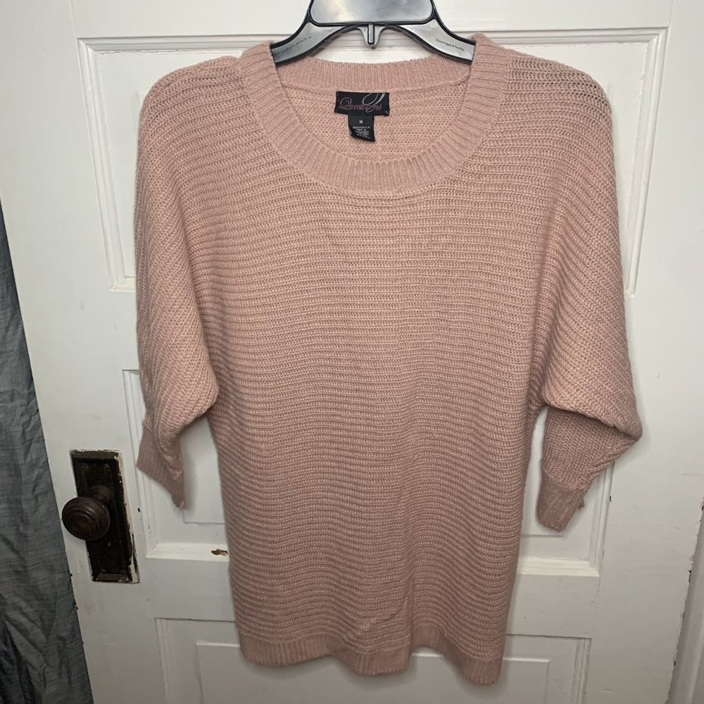 Questions Rose Gold Pullover Tunic Sweater w/Buttons on Back Size Medium (M)